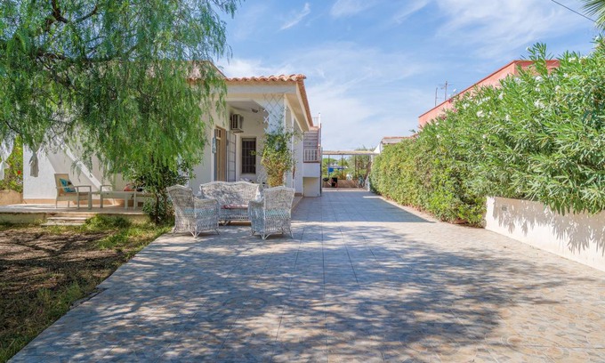Reitani Villa | 90 m² Villa ∙ 3 bedrooms ∙ 6 guests