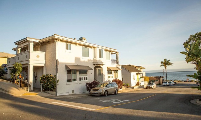 Avila Beach Apartment | 90 San Luis Street Unit A