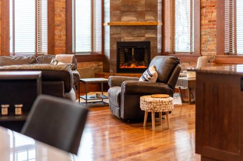 East Kootenay Apartment | 901 by Fernie Central Reservations