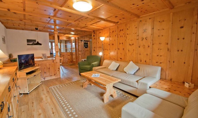 Zermatt Apartment | 91 m² Apartment ∙ 2 bedrooms ∙ 4 guests