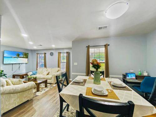 Evans House | 91 m² House ∙ 2 bedrooms ∙ 6 guests