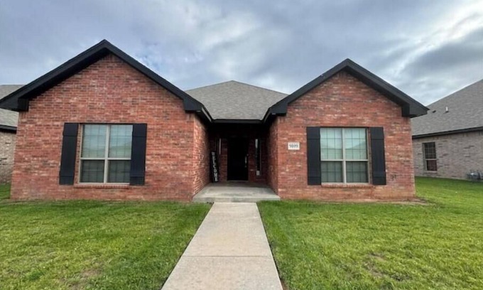 Amarillo House | [9109] Brand New home, 3BR, 2BA, 2 Car Garage.
