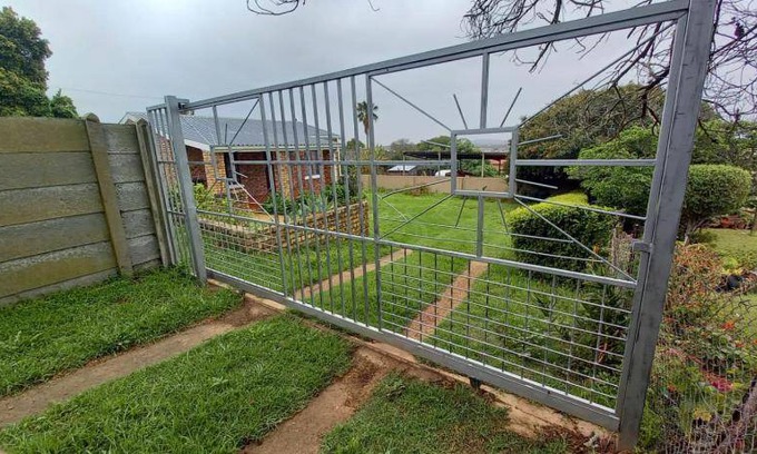 Bredasdorp House | 92 m² House ∙ 2 bedrooms ∙ 5 guests