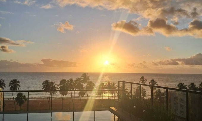 Portal do Sol House | 93-bedroom building in phenomenal Cabo Branco João Pessoa wth WiFi, fitness room
