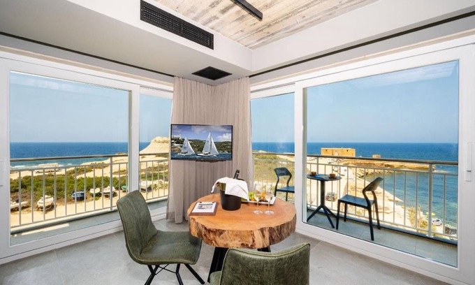 Marsalforn Apartment | 93 m² Apartment ∙ 3 guests
