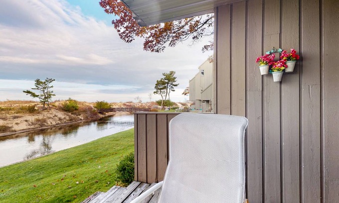 Glen Arbor Condo | 93 m² Condo ∙ 2 bedrooms ∙ 6 guests