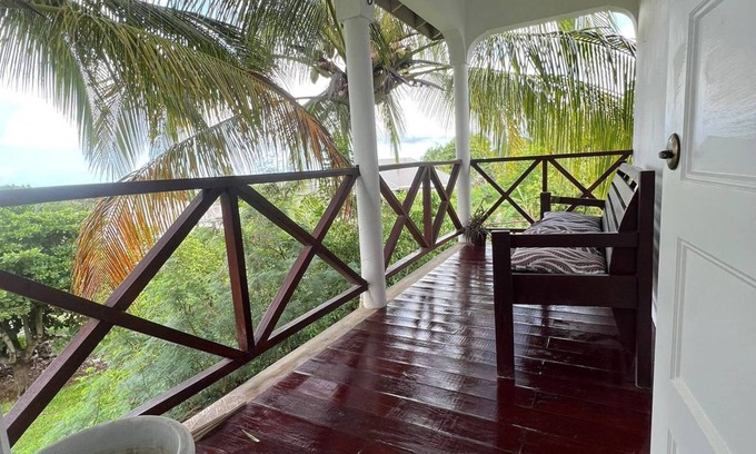 West Coast House | 93 m² House ∙ 1 bedroom ∙ 2 guests