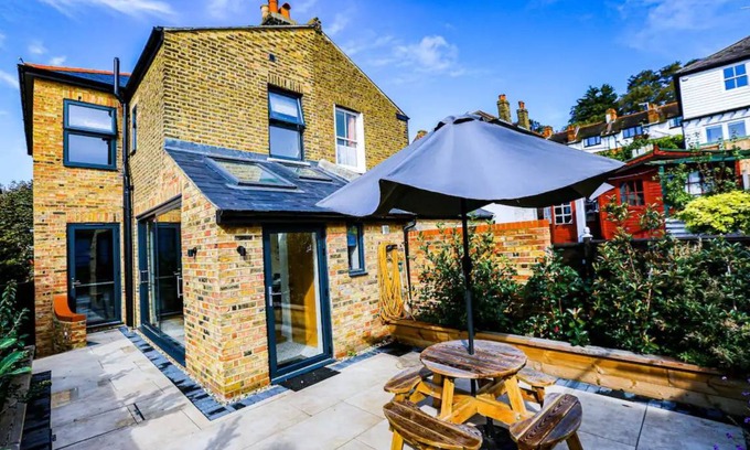 Leigh-on-Sea House | 93 m² House ∙ 3 bedrooms ∙ 6 guests