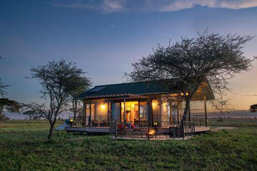 Serengeti National Park Cabin | 93 m² Lodge ∙ 8 guests