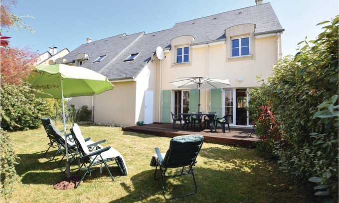 Port-en-Bessin-Huppain House | 94 m² House ∙ 4 bedrooms ∙ 6 guests