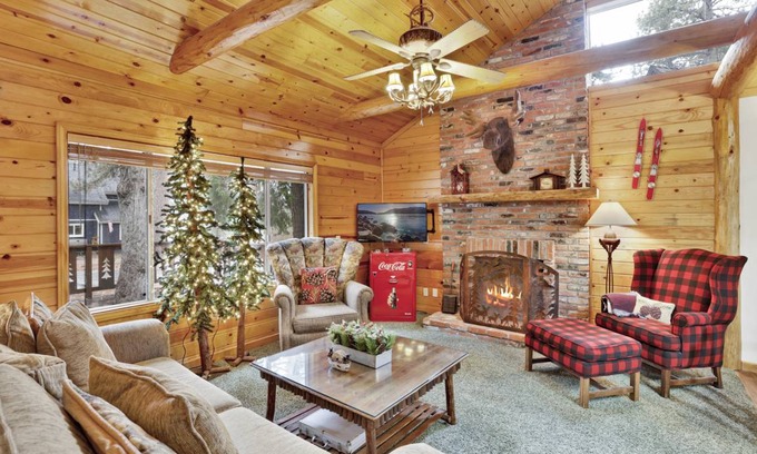Boulder Bay Cabin | 94 m² Cabin ∙ 2 bedrooms ∙ 4 guests