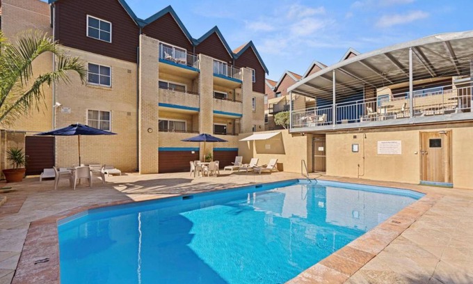 Hillarys Apartment | 94 m² Serviced apartment ∙ 3 bedrooms ∙ 127 guests