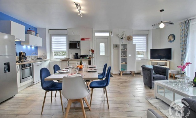 Louannec House | 95 m² Gîte ∙ 4 bedrooms ∙ 6 guests