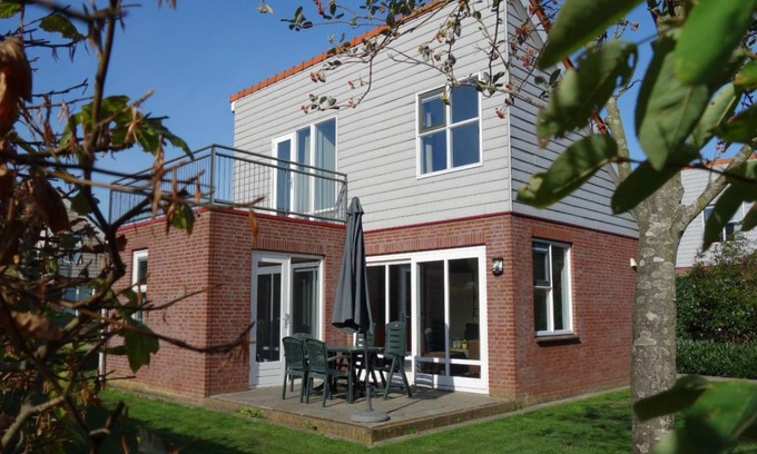 Roelofarendsveen House | 95 m² House ∙ 2 bedrooms ∙ 4 guests