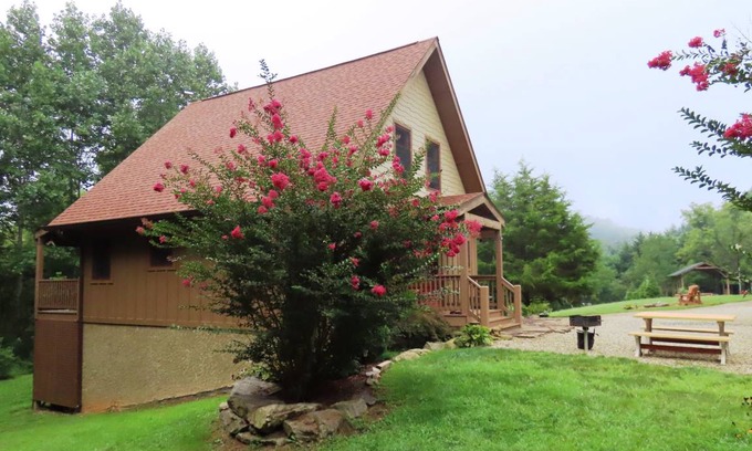 Whittier House | 95 m² House ∙ 1 bedroom ∙ 2 guests
