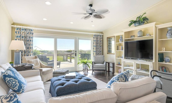 Fernandina Beach House | 95174 Sandpiper Loop Ocean Front Bungalow