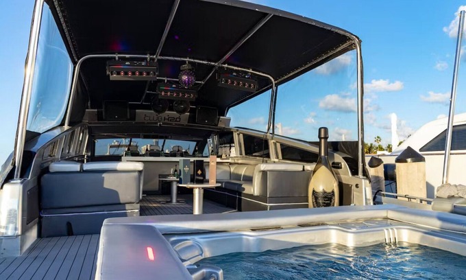 North Miami Boat Rental | 95ft Mega Yacht W/Jacuzzi