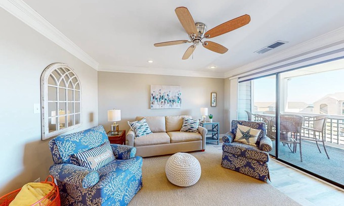 Surfside Beach Condo | 98 m² Condo ∙ 2 bedrooms ∙ 6 guests