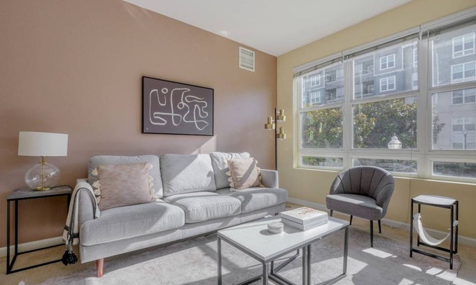 San Bruno Apartment | 99 m² Apartment ∙ 2 bedrooms ∙ 4 guests