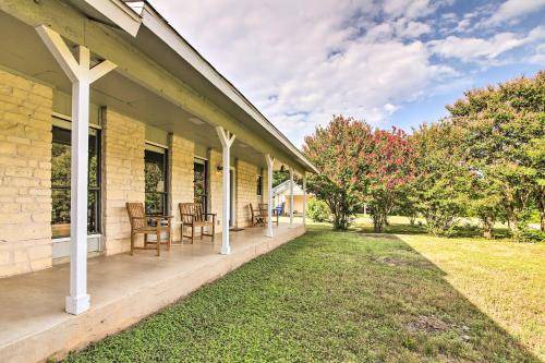 Jonestown House | 99 m² House ∙ 3 bedrooms ∙ 8 guests