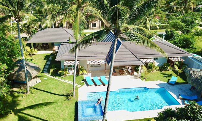 Los Brazos Villa | 9BR Superb Villa Sun&Soul at Community beach