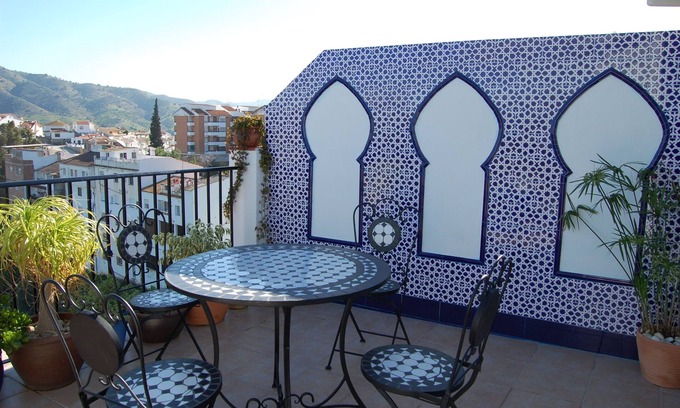 Alora Apartment | A 1 Bed Penthouse with Panoramic views of the Countryside