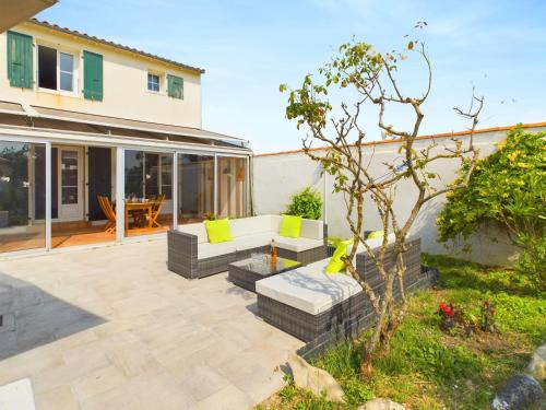 Saint-Clement-des-Baleines House | A 180m du bord de mer, maison pour 11