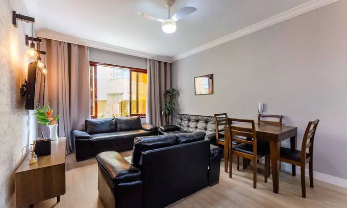 Jardim Ana Maria Apartment | A 3 Quadras da Praia da Enseada Garagem Wi-fi