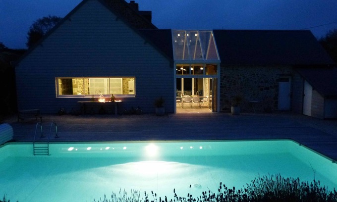 Gouville-sur-Mer House | A 4* beautifully restored home with its own heated pool, 5 minutes from the sea