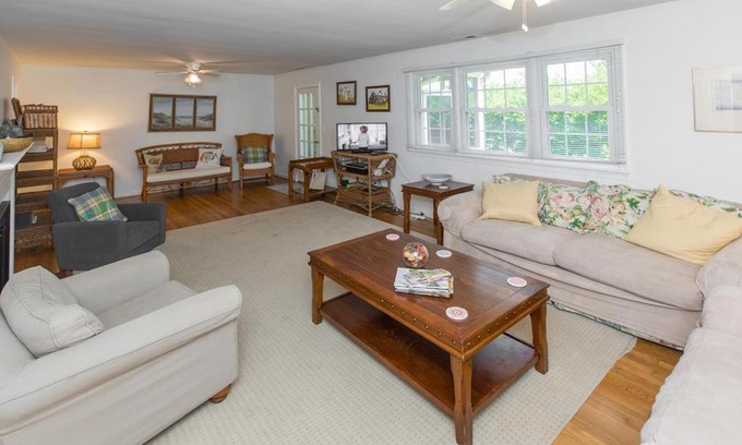 Northeast Virginia Beach House | A Beach Haven