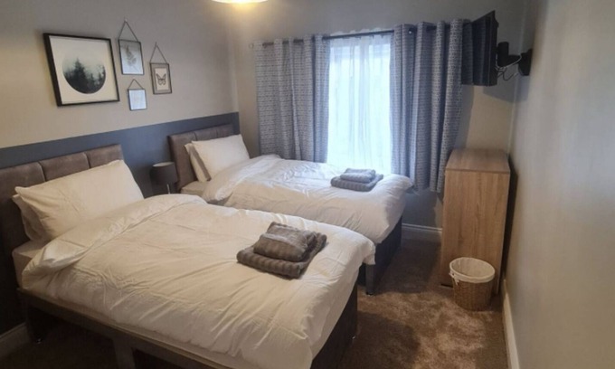 Ilkley House | A beautiful four bedroom cottage located in the heart of historic Ilkley.