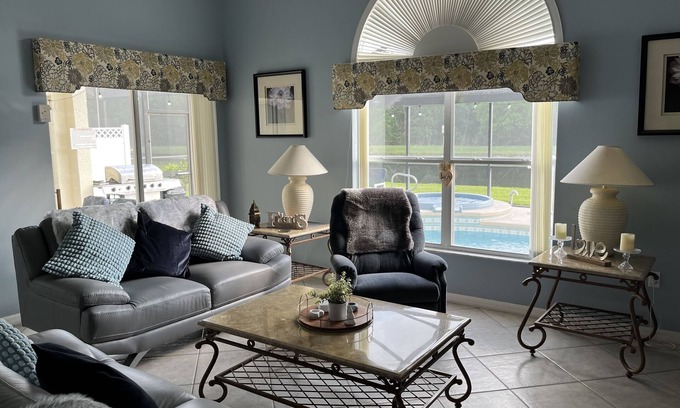 Kissimmee Villa | A beautiful single storey 4 bed, 3 bathroom villa situated in a gated community