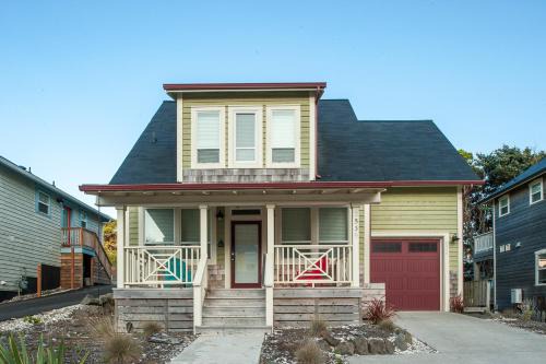 Nelscott House | A Bit of R n R