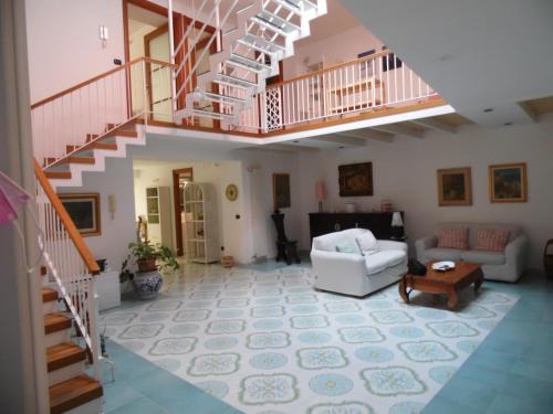 Pozzuoli Apartment | A Casa di Monica