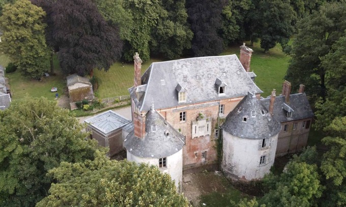 Vismes Other | A castle just for you!
