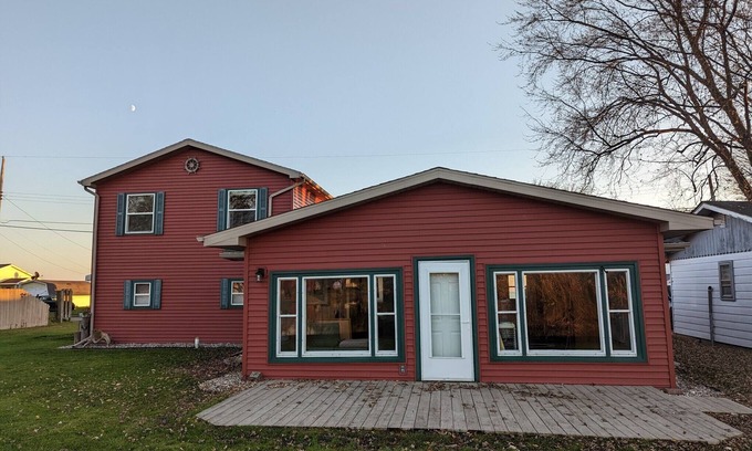 Standish Township Cabin | A Catch on the Canal! - Minutes from the Casino