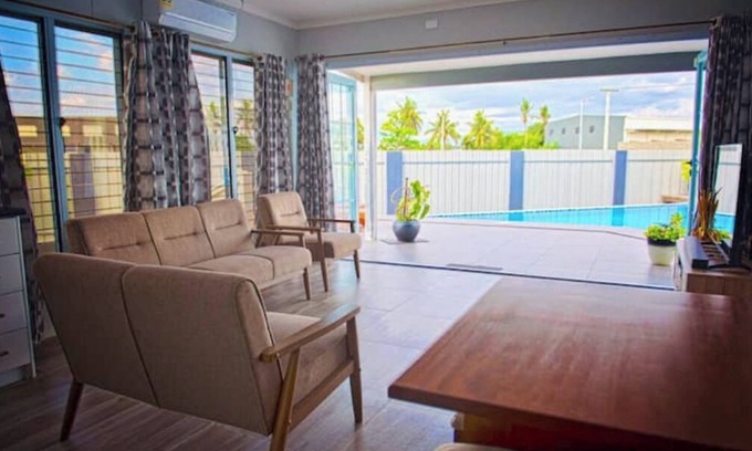 Nadi House | A charming 3 bdrm house with pool, AC and free parking near essential amenities