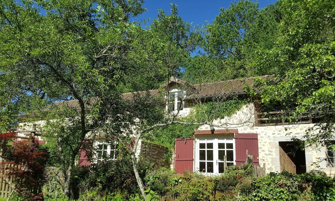 Pensol Cottage | A charming rural gite for up to 2 people, 20 acres of grounds, wifi, by a river.
