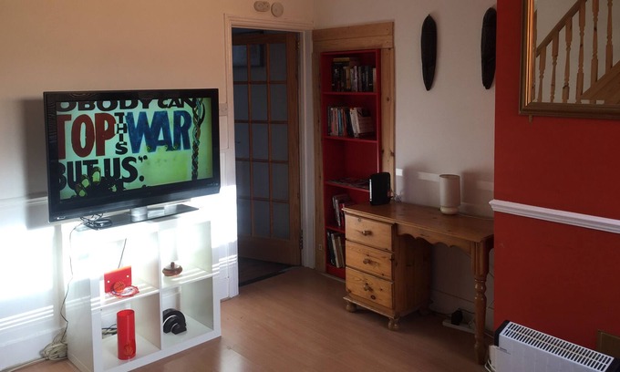 Forest Gate House | A clean and spacious home. Separate Full privacy.