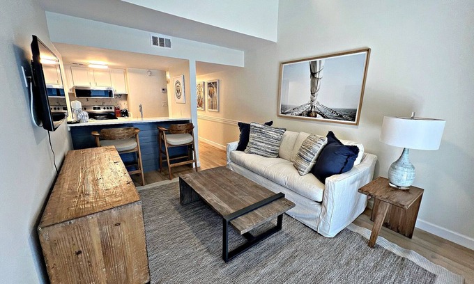 Ono Island Condo | 🌊 A Coastal Retreat for Every Season! Newly Updated and Ready for You!🌊