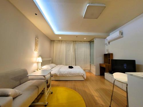 Yeoksam Apartment | A comfortable Gangnam house in the city center-1302