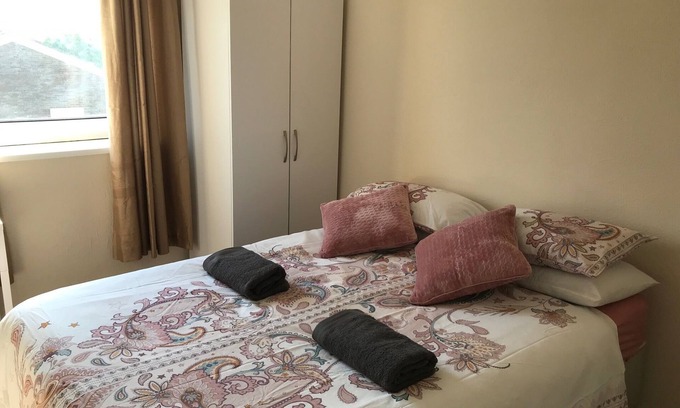 Portsmouth Apartment | a cosy 4 bedroom flat close to city centre