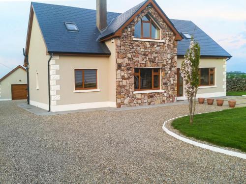 Turloughmore House | A Country View Cottage