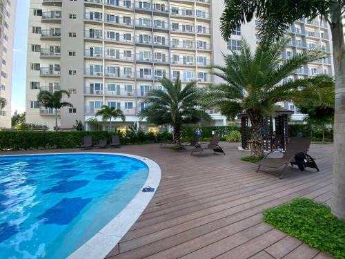 Las Pinas Apartment | A Cozy 1 Bedroom Unit with a Parking at South Residences SM Southmall