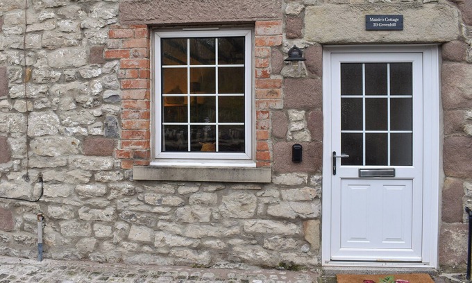 Wirksworth Cottage | A delightful break with your loved ones awaits at Maisie’s Cottage.