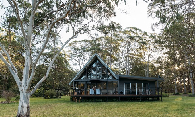 Bungwahl House | A Dreamy Nature Escape Near Seal Rocks ~ Dog Friendly ~ Linen Provided