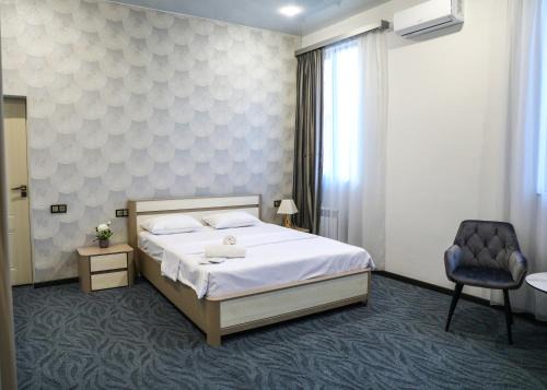 Erebuni Hotel | A e k a HOTEL