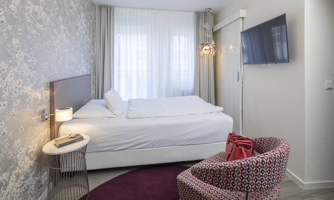 Zentrum Apartment | a) Einzelzimmer Standard mit Dusche und WC
