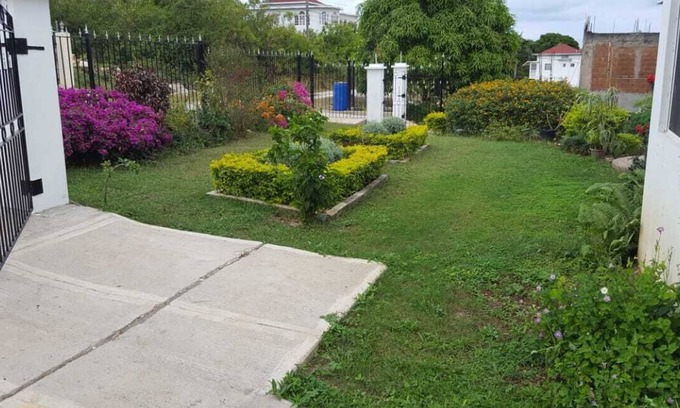Corral Spring Apartment | A Falmouth Getaway