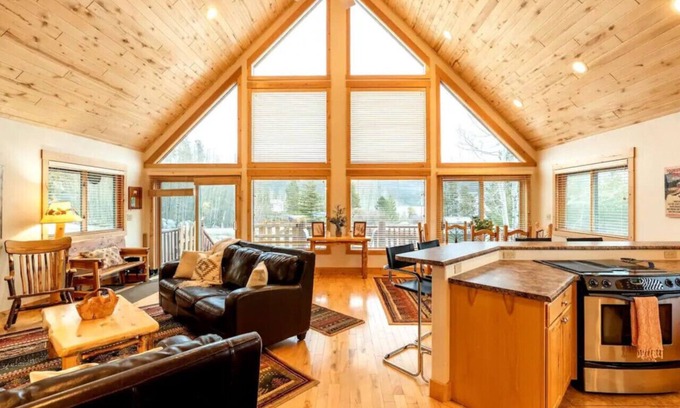 Grand Lake Cabin | A-Frame Cabin w/Views of Lake!